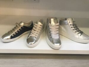 Aktuelle Modekollektion Fruehjahr Sommer Mode Warnmuende Schuhe